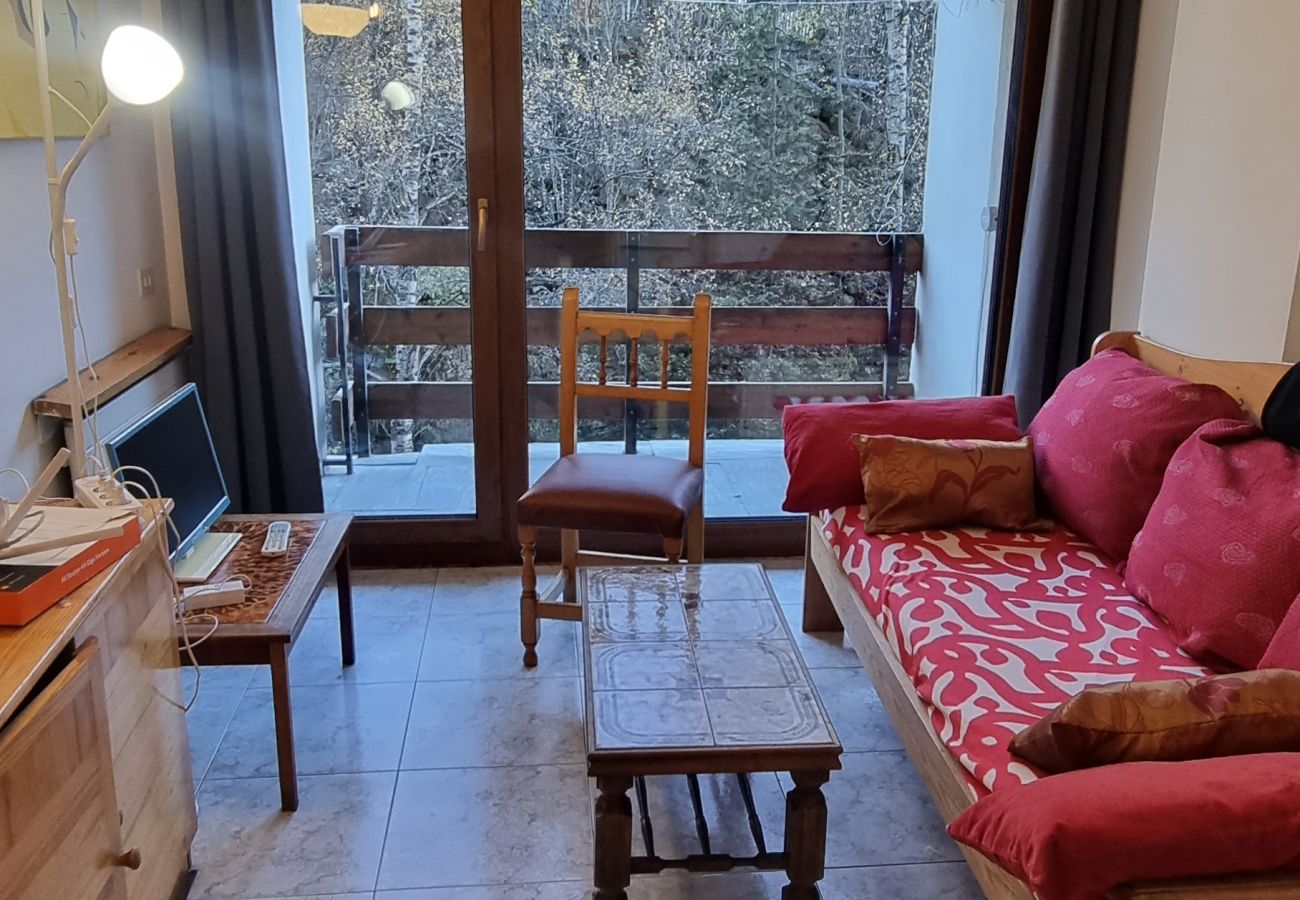 Apartamento en Incles - E030301