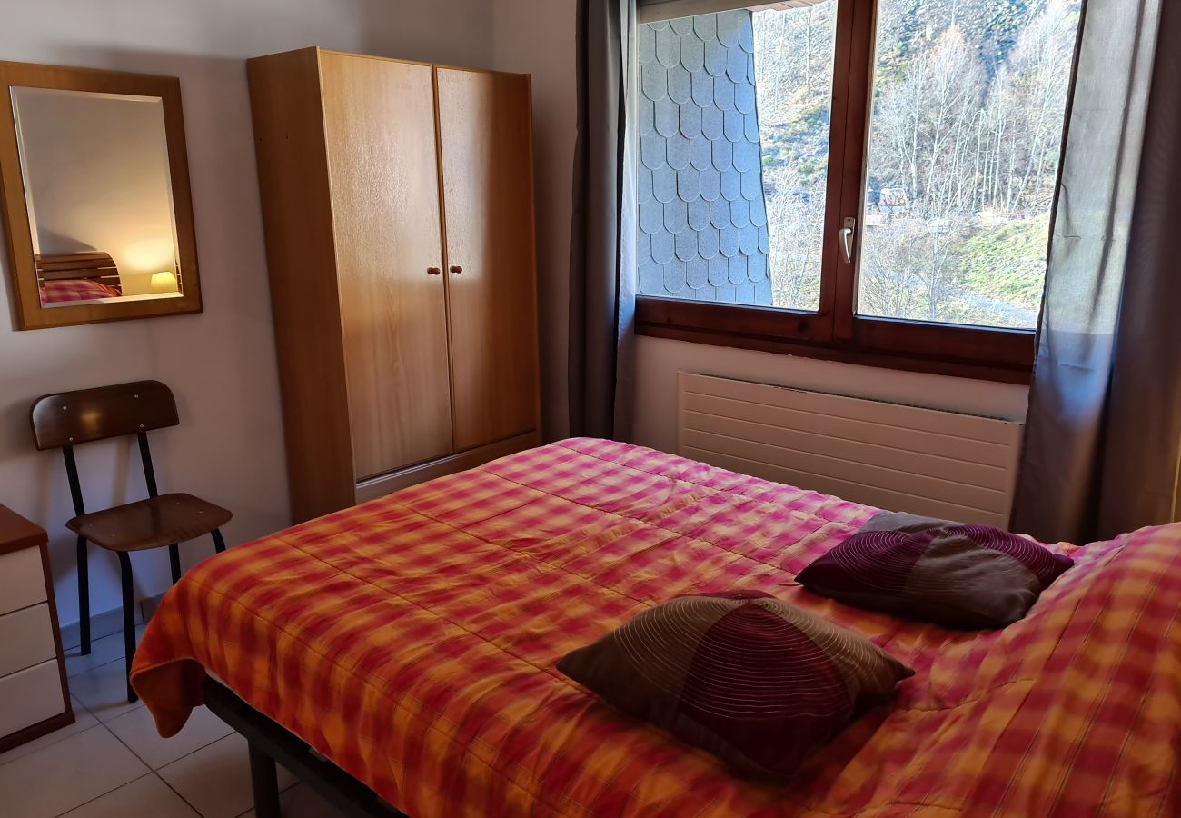 Appartement à Incles - T030243